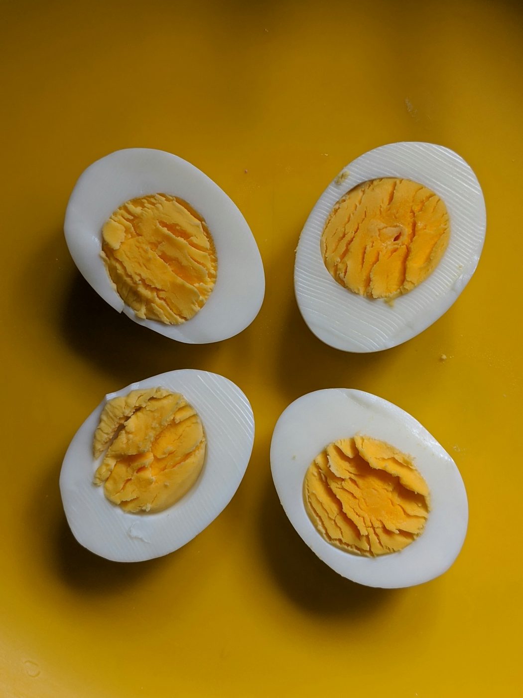 Egg til baby skal være gjennomkokt, med fast plomme og fast hvite.