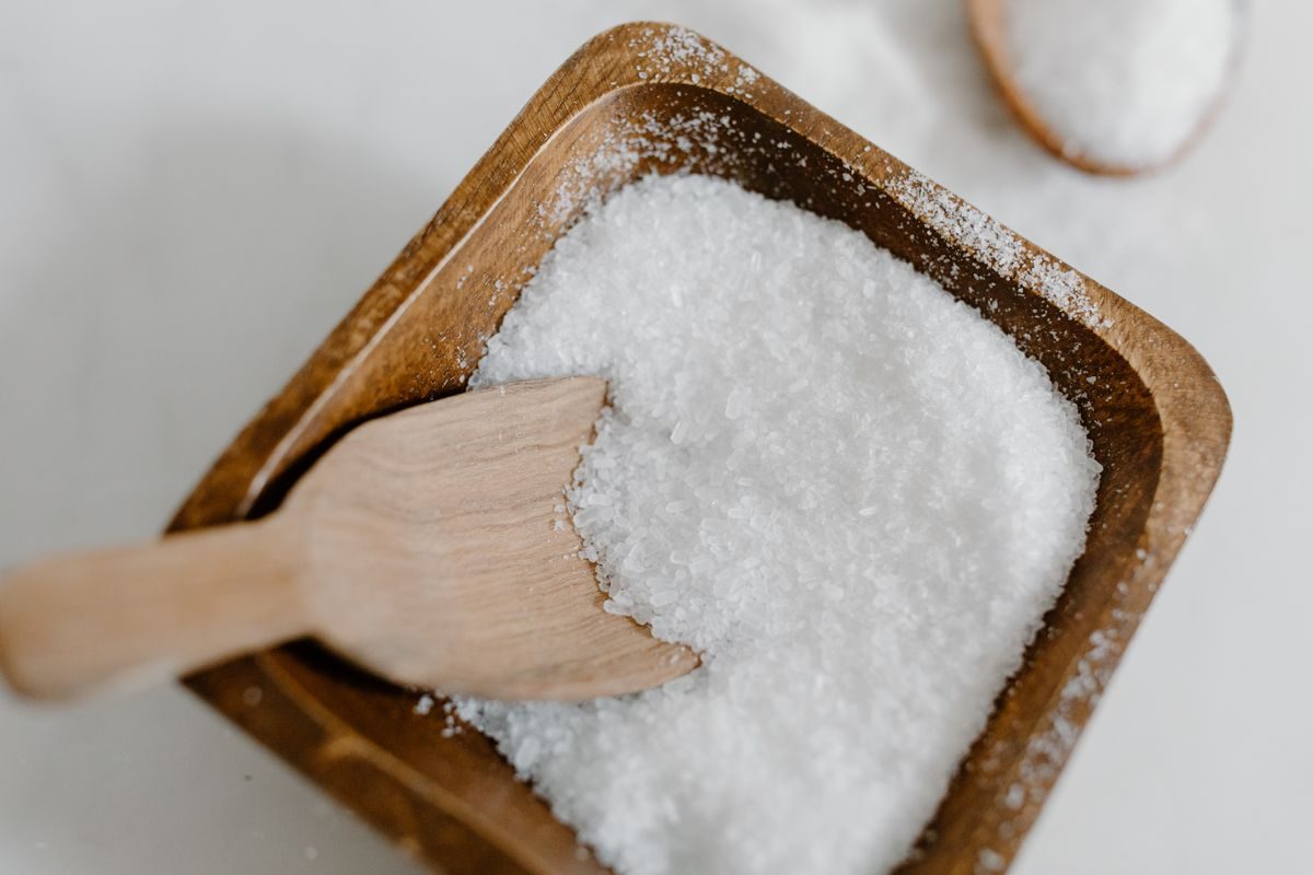Salt skal ikke tilsettes i maten det første leveåret, fordi nyrene ikke er ferdig utviklet.